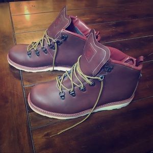 ** NEW ** DVS Yodeler Brick Leather Boot MNS Sz 10